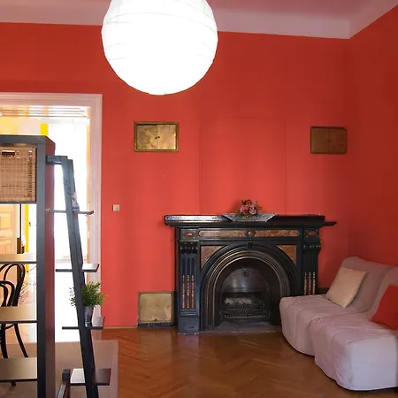 Astoria Apartment